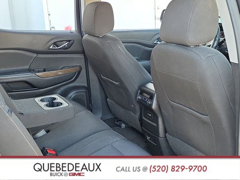 Used 2020 GMC Acadia SLE w/ LPO, Black Accent Package FWD image 24