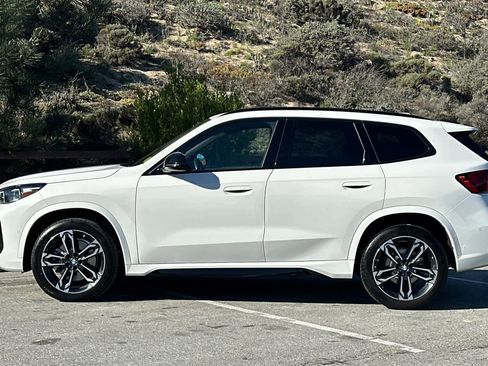 Certified 2023 BMW X1 xDrive28i w/ M Sport Package image 10