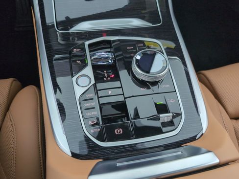 New 2026 BMW X7 xDrive40i w/ Executive Package image 19