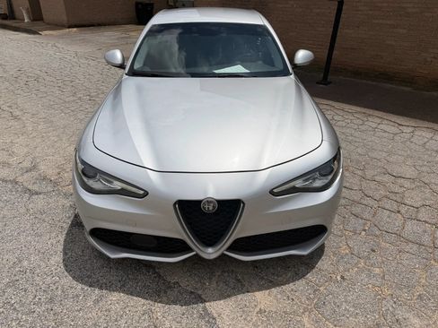 Used 2017 Alfa Romeo Giulia w/ Sport Appearance Package RWD image 3