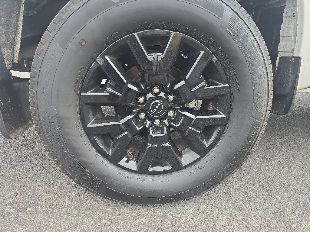 Used 2026 Nissan Frontier SV AWD/4WD image 7