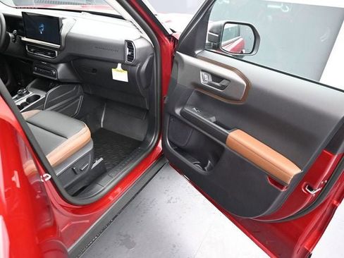 New 2026 Ford Bronco Sport Outer Banks w/ Sasquatch Outer Banks Package AWD/4WD image 16