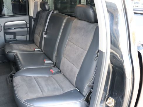 Used 2005 Dodge Ram 1500 Truck 2WD Quad Cab image 40