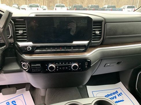 Used 2023 GMC Sierra 1500 Elevation image 26