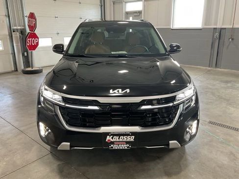 Used 2024 Kia Seltos SX image 2