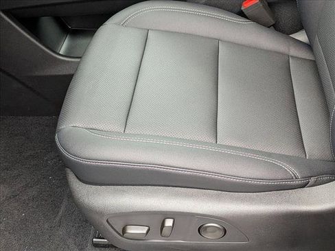 New 2026 Chevrolet Traverse LT w/ Sun and Wheel Package image 4