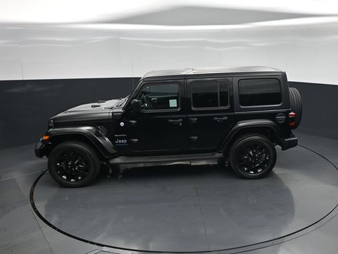 Used 2023 Jeep Wrangler Unlimited Sahara AWD/4WD image 36