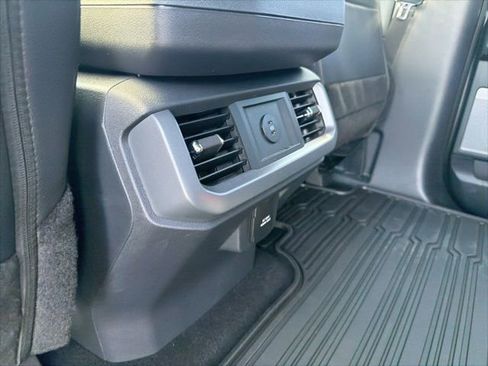 Used 2025 Ford F150 Lariat w/ Equipment Group 501A Mid image 28