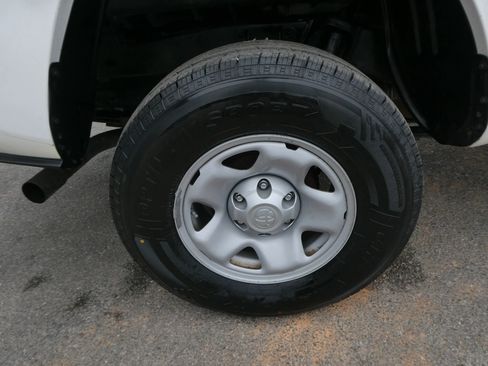 Used 2021 Toyota Tacoma SR image 32