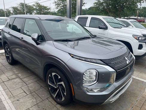 Used 2024 Mitsubishi Outlander SE AWD/4WD image 5
