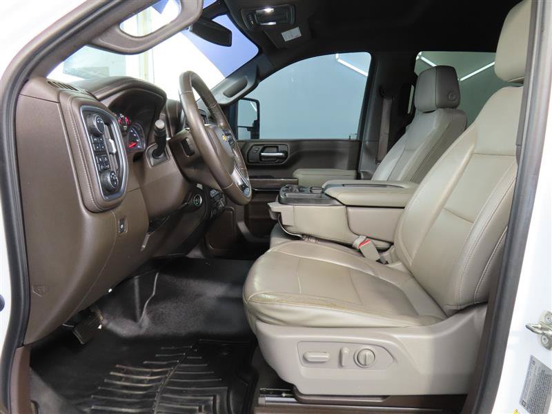 Used 2020 Chevrolet Silverado 2500 LTZ w/ Z71 Off-Road Package AWD/4WD image 12