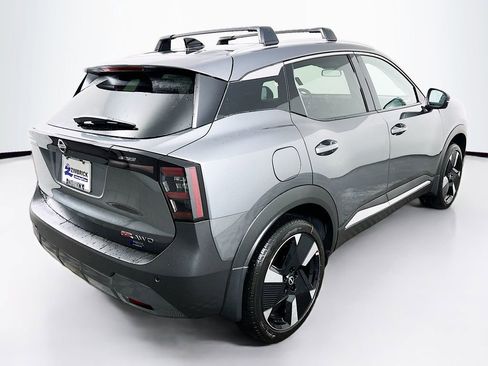 New 2026 Nissan Kicks SR image 7