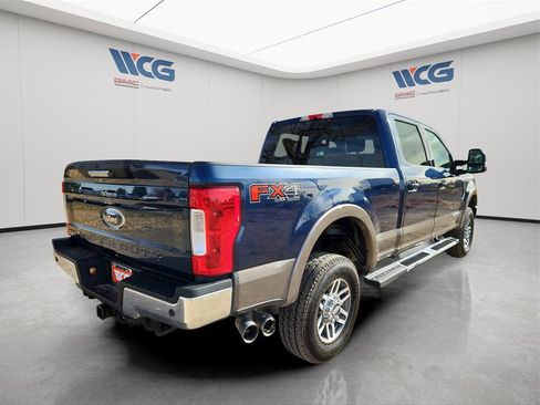 Used 2019 Ford F250 Lariat w/ Lariat Value Package image 4