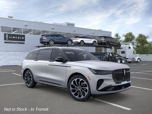 New 2026 Lincoln Nautilus Reserve AWD/4WD image 7