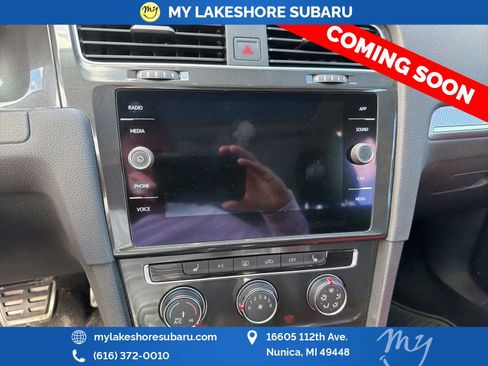 Used 2019 Volkswagen Golf Alltrack SE AWD/4WD image 13