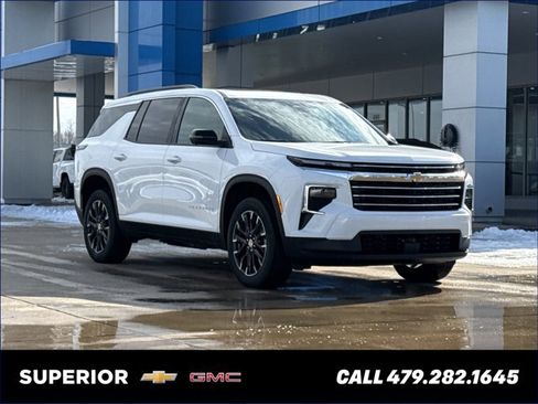 New 2026 Chevrolet Traverse LT w/ Sun and Wheel Package image 1