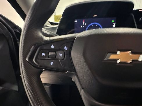 Used 2024 Chevrolet Trax LT FWD image 31