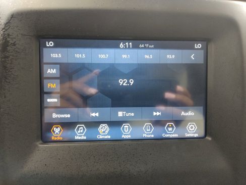 Used 2019 Jeep Compass Latitude w/ Popular Equipment Group FWD image 25