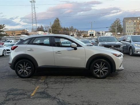 Used 2018 MAZDA CX-3 Touring w/ Preferred Equipment Package image 4