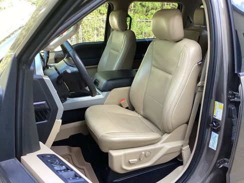 Used 2019 Ford F250 Lariat w/ Lariat Value Package AWD/4WD image 34