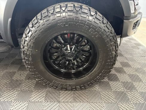 Used 2022 Ford F150 Raptor w/ Equipment Group 801A High AWD/4WD image 18