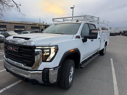 New 2026 GMC Sierra 2500 Pro w/ Convenience Package