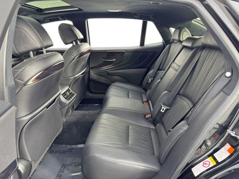 Used 2018 Lexus LS 500 AWD image 43