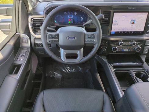 New 2026 Ford F250 Lariat w/ FX4 Off-Road Package image 16