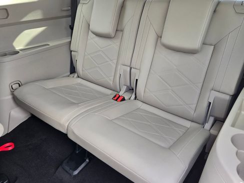 Certified 2024 Volkswagen Atlas SE FWD image 13