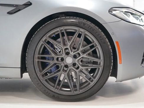Used 2023 BMW M5 Base w/ Executive Package image 11