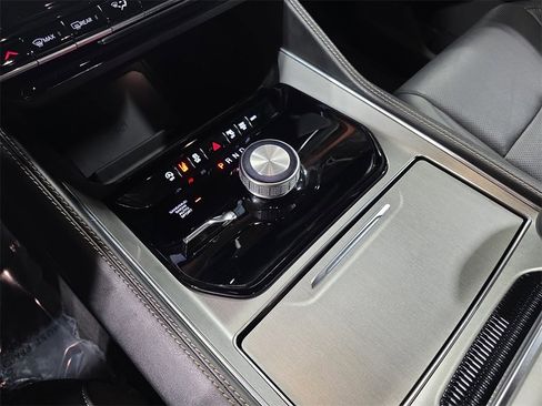 Used 2024 Jeep Wagoneer Series II image 27