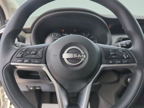 Certified 2023 Nissan Kicks SV FWD image 38