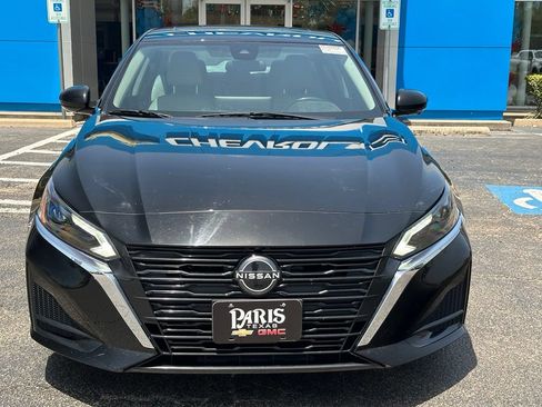 Used 2023 Nissan Altima 2.5 SL FWD image 2