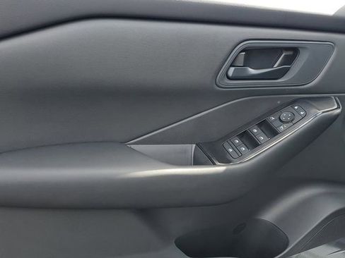 New 2026 Nissan Rogue S image 11