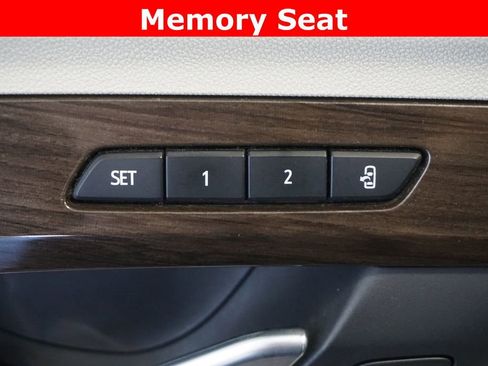 Used 2019 GMC Terrain Denali w/ Advanced Safety Package AWD/4WD image 6