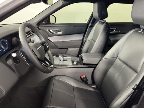 New 2025 Land Rover Range Rover Velar S image 4