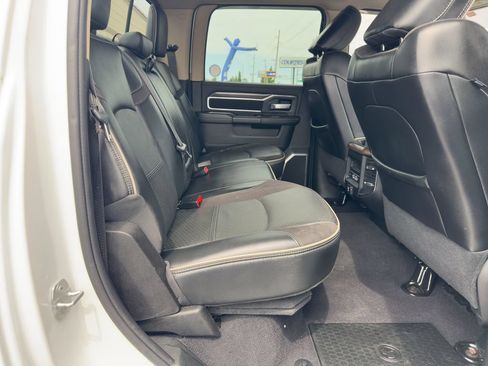 Used 2022 RAM 2500 Laramie AWD/4WD image 11