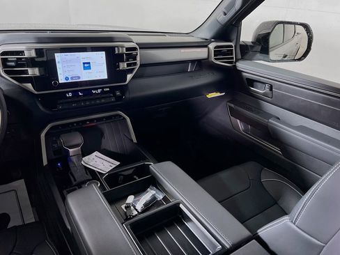 New 2026 Toyota Tundra SR5 AWD/4WD image 19