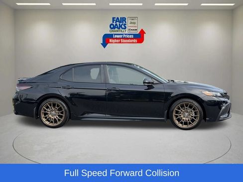 Used 2023 Toyota Camry SE w/ Convenience Package FWD image 6