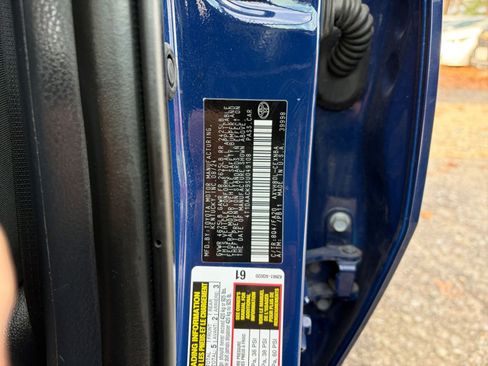 Used 2025 Toyota Camry LE image 28