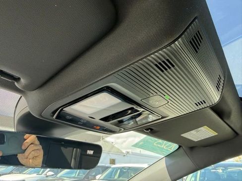 Certified 2023 Volkswagen ID.4 Pro S image 25