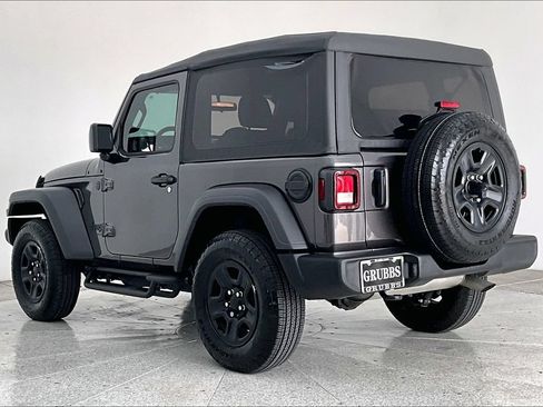 Used 2025 Jeep Wrangler Sport AWD/4WD image 15
