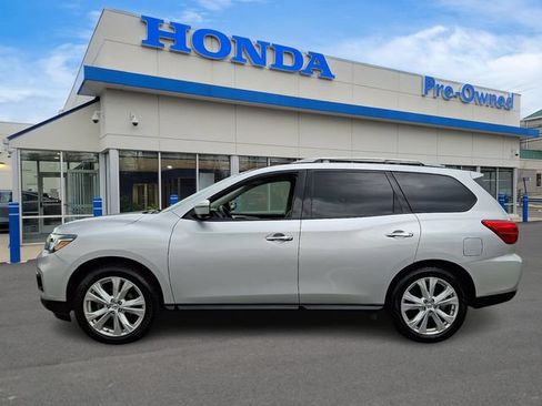 Used 2019 Nissan Pathfinder SL w/ SL Premium Package AWD/4WD image 7