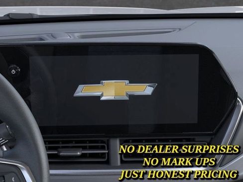 New 2026 Chevrolet Trax LT w/ Driver Confidence Package image 20