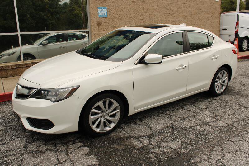 Used 2018 Acura ILX w/ Premium Package FWD image 3