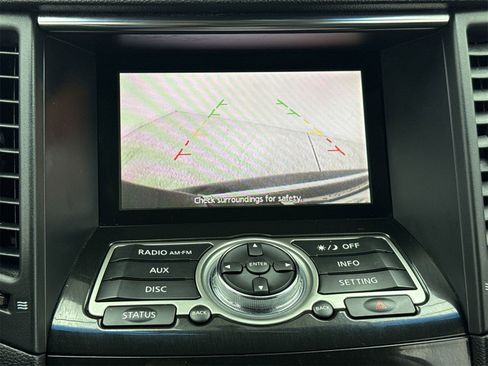 Used 2017 INFINITI QX70 2WD image 26