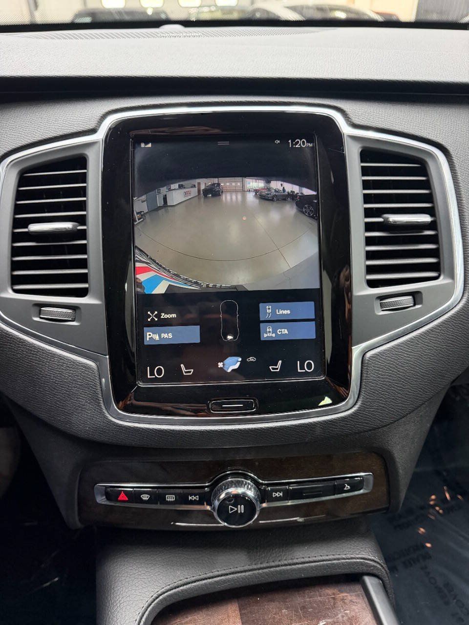 Used 2019 Volvo XC90 T6 Momentum AWD/4WD image 29