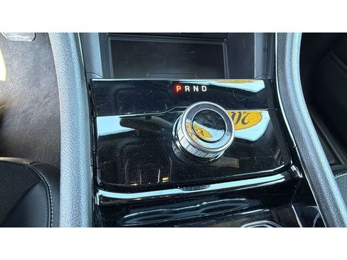 Used 2023 Jeep Grand Cherokee Altitude AWD/4WD image 19