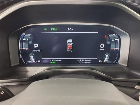 Used 2024 Mitsubishi Outlander SE image 18