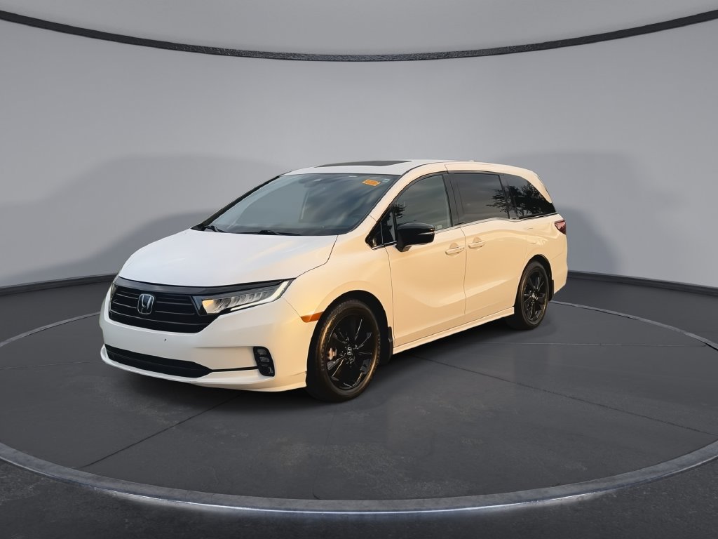 Used 2024 Honda Odyssey Sport image 4